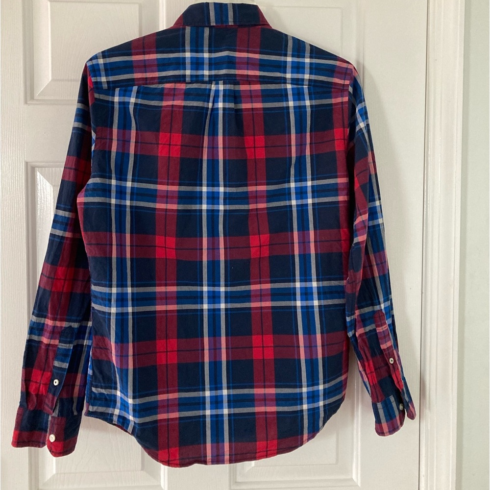 Shirt - Picture 3 of 4